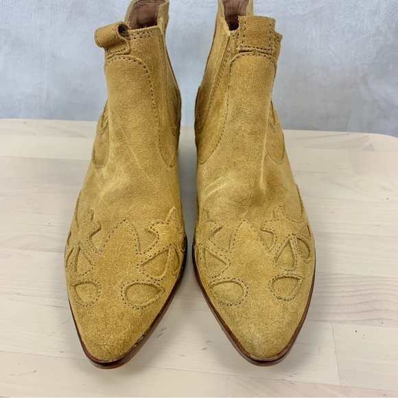 ZARA Western Style Suede Pointed Toe Ankle Booties Sz 6‎ - Picture 2 of 4